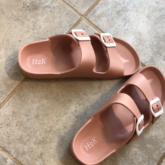 Dusty pink slide in sandals - Picture 2 of 3
